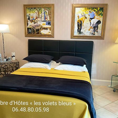 CHAMBRE D'HOTES Les Volets Bleus - VILLA L'OLIVIER côté mer Vaux-sur-Mer Exterior foto